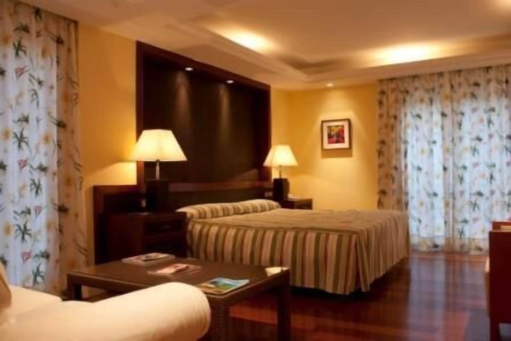 Hotel Mr Les Rotes デニア エクステリア 写真